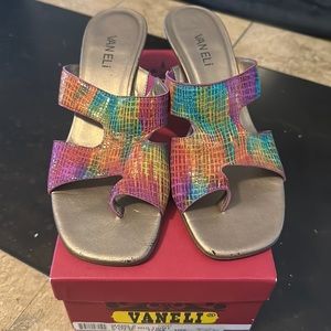 Super cute heel sandals💕